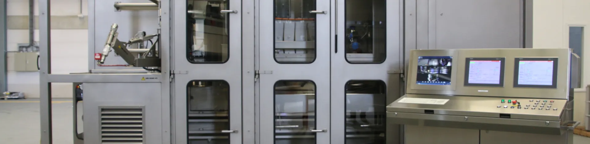 MCI mobiele cementeer installatie COVRA gebouwd door Delmeco overzichtsfoto