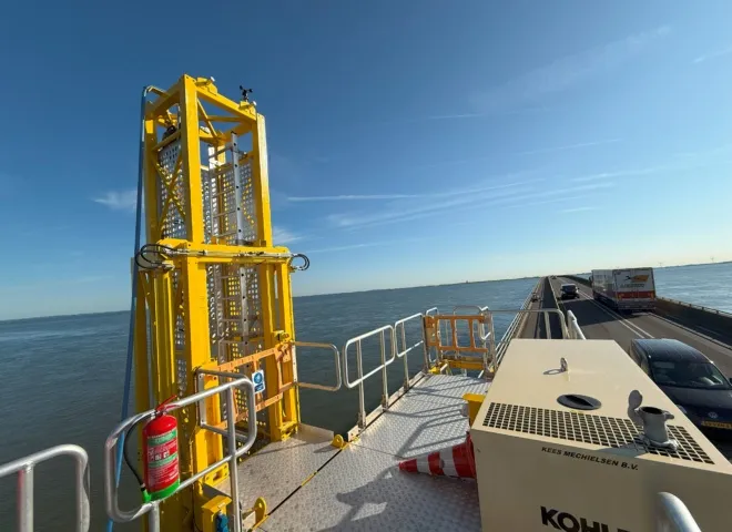Laagwerker Oostzijde voor onderhoud Zeelandbrug gebouwd door Delmeco
