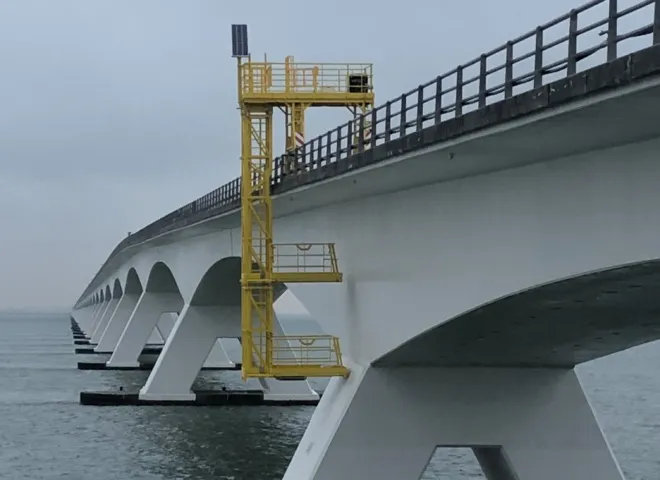 dubbele werksteiger Zeelandbrug gebouwd door Delmeco